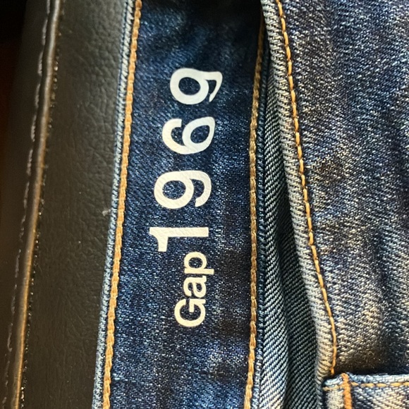 Bootcut Jean - Picture 4 of 9